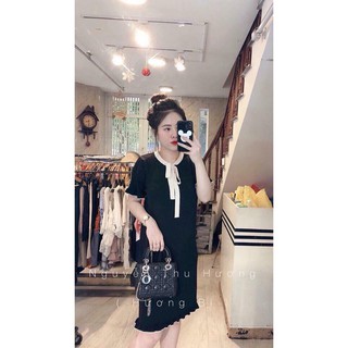 Váy xuông cổ nơ