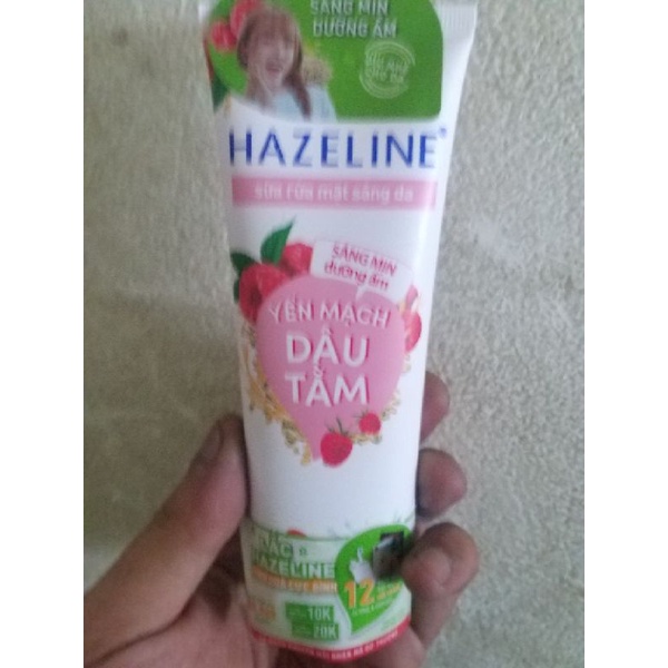 Sữa rửa mặt HAZELINE 100g