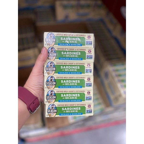 Cá mòi hộp Season Sardines ngâm dầu Olive 124g không có da, không xương có chưa dầu Omega 3