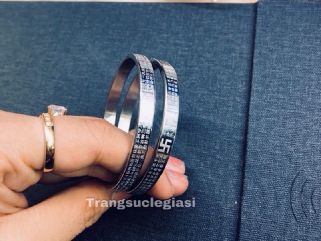 Vòng tay titan khắc bát nhã tâm kinh dạng tròn | BigBuy360 - bigbuy360.vn