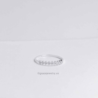 Nhẫn bạc Grace - một hàng đá Demi