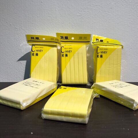 Mút rửa mặt bọt biển mềm mịn . Giá gói 12 thanh.