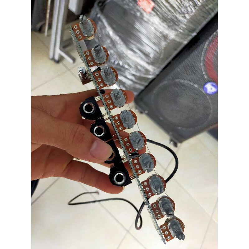 Mạch pre loa kéo tặng kèm dây jack kết nối boa micro