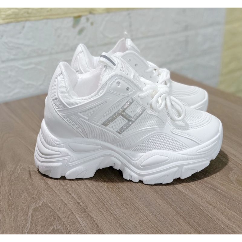 Giầy thể thao nâng đế chữ H 9phan