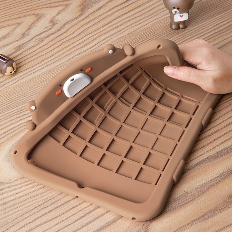 Ốp Máy Tính Bảng Họa Tiết Gấu Nâu Dễ Thương Cho iPad 2 / 3 / 4 / Mini / Air / Pro