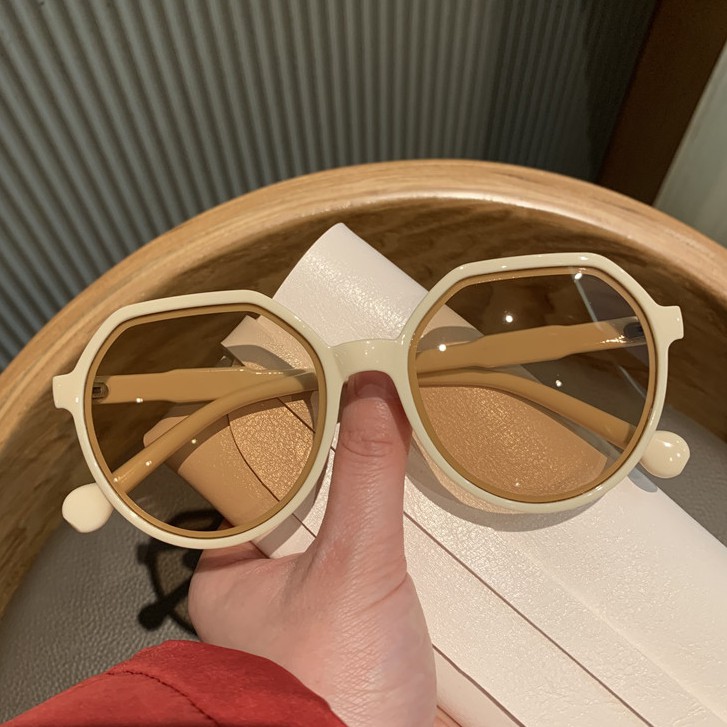Kính mát nữ cao cấp thời trang LATIO mắt kính chống tia UV bảo vệ mắt mẫu mới nhất 2021 LATIO KM17 | BigBuy360 - bigbuy360.vn
