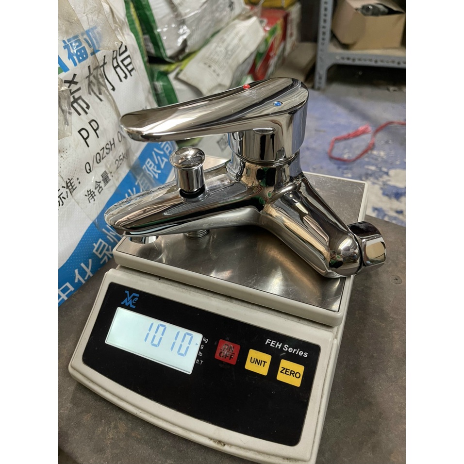 Củ sen nóng lạnh Đồng Thau nước mạnh - Nặng hơn 1kg Củ + chân z