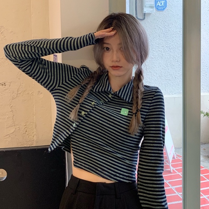 【ZHELIHANGFEI】Áo Sweater Cổ POLO Họa Tiết Kẻ Sọc Thiết Kế Lệch Tà Quyến Rũ