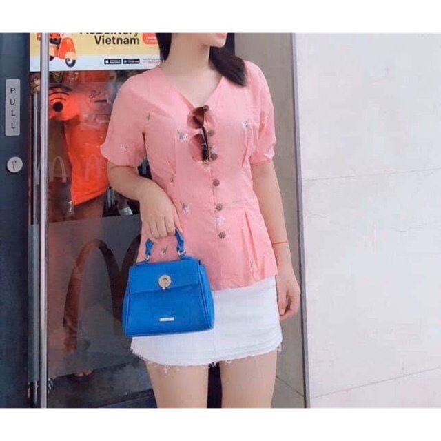 Áo xô thêu nhún eo OASIS