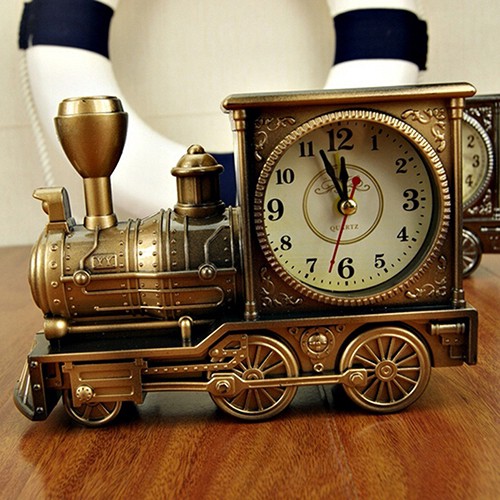 Đồng hồ báo thức để bàn tạo hình đầu máy xe lửa độc đáo