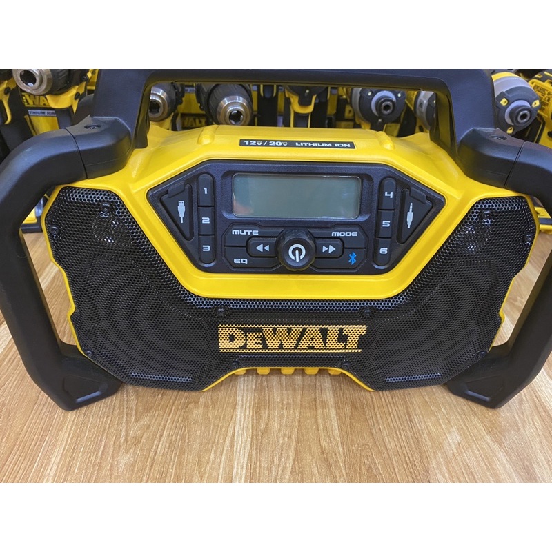 Dcr028 - Loa chạy pin và điện Dewalt hàng nhập mỹ