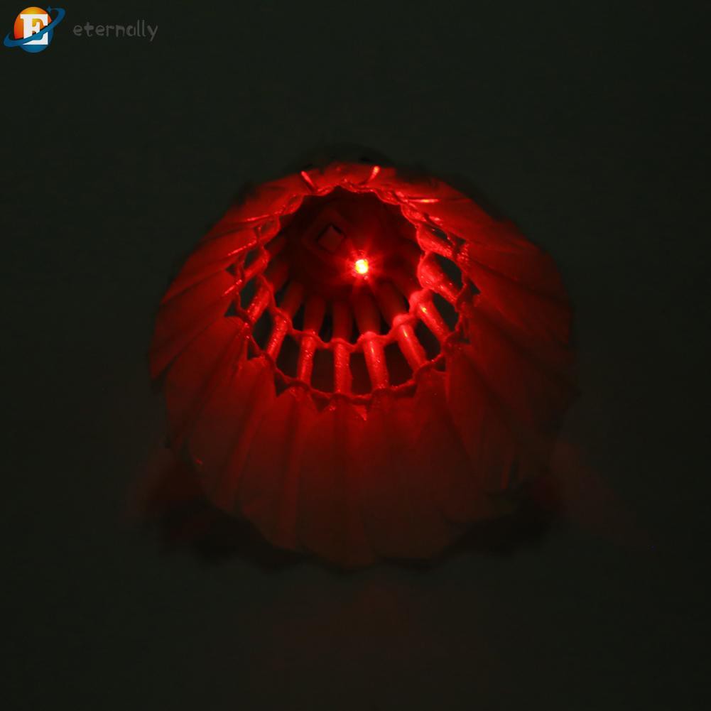 Set 4 quả cầu lông có đèn LED màu rực rỡ 11.25