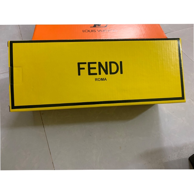 Hộp Dép Pedro, Buberry, Lv, Fendi Mẫu Mới Nhất Kích Thước 32x14x12