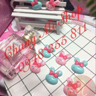 Charm thỏ nơ hồng