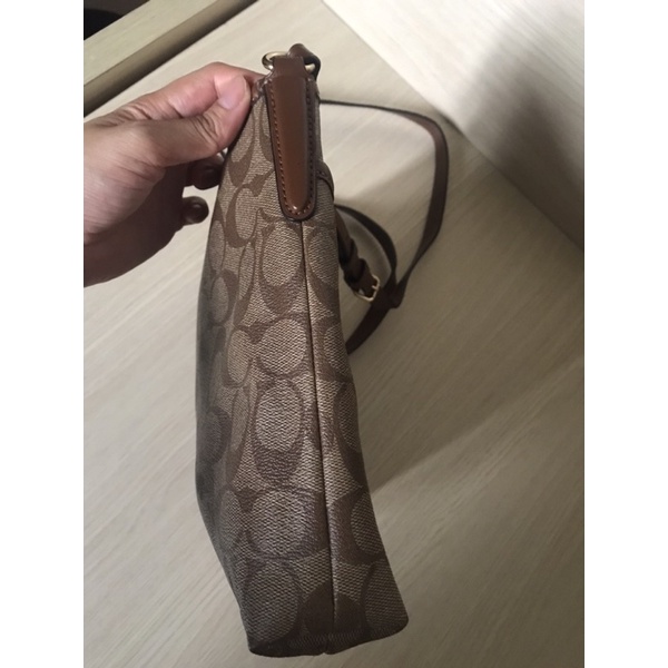 Túi đeo chéo COACH