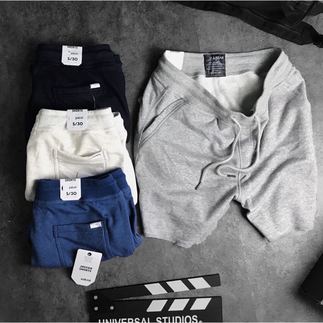 Quần short nỉ Pull&Bear