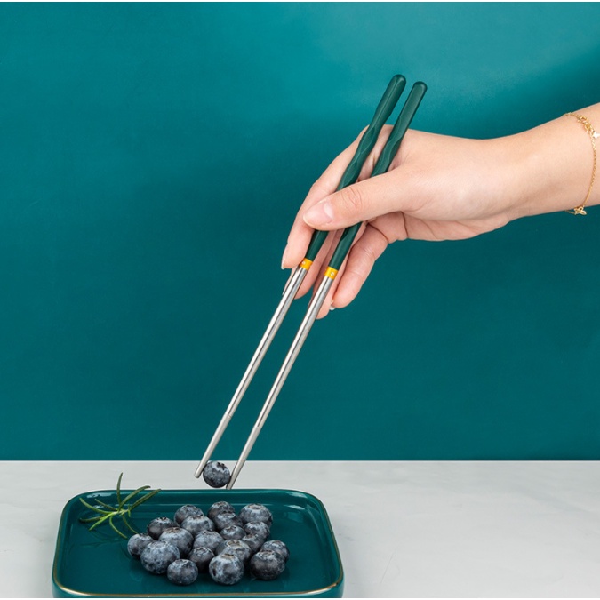 Bộ 5 đôi đũa hợp kim mạ vàng T04