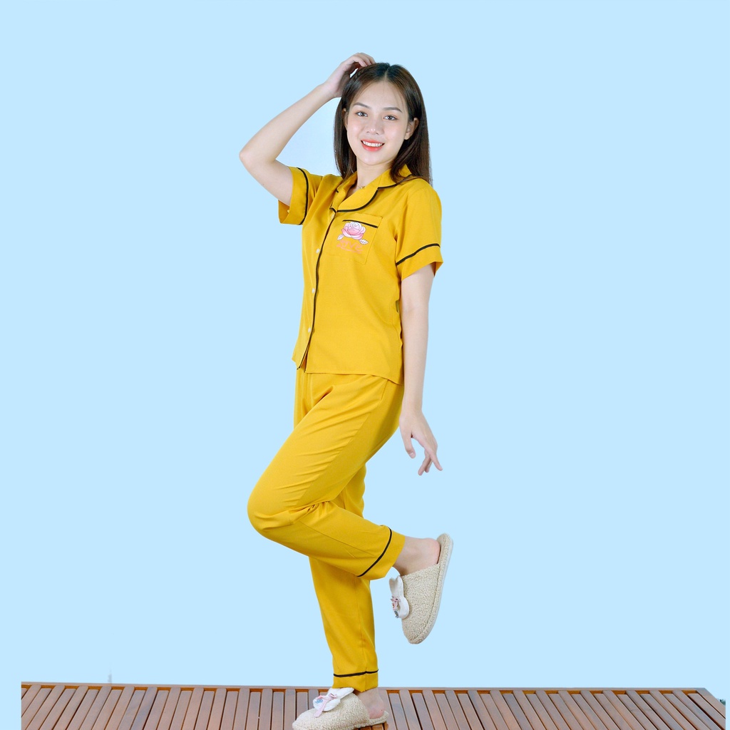 Bộ đồ bộ Pijama màu VÀNG tay ngắn quần dài vải cao cấp -  co giãn nhẹ - Thoải Mái Nhẹ Nhàng