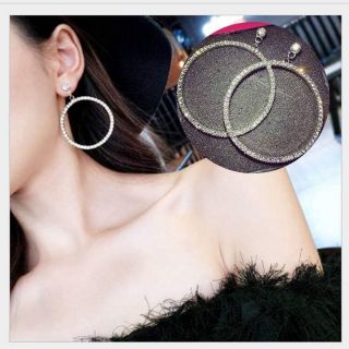 Bông tai đá tròn- Thùy My Accessories