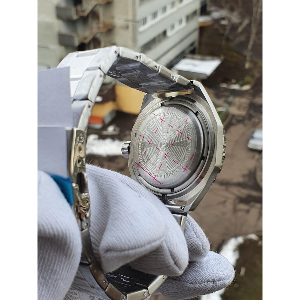 Đồng hồ Nga Vostok komandirskie 350504. Đồng hồ nam máy cơ tự động, size mặt 42, chống nước tốt 10ATM, quai thép