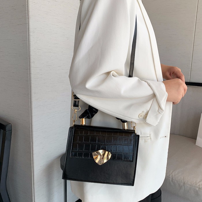 [Mã WAMT2405 giảm 10K đơn 0K] TÚI NỮ ĐEO CHÉO DA PU DÁNG VUÔNG KHÓA MẢNH ĐỒNG TD 140 | BigBuy360 - bigbuy360.vn