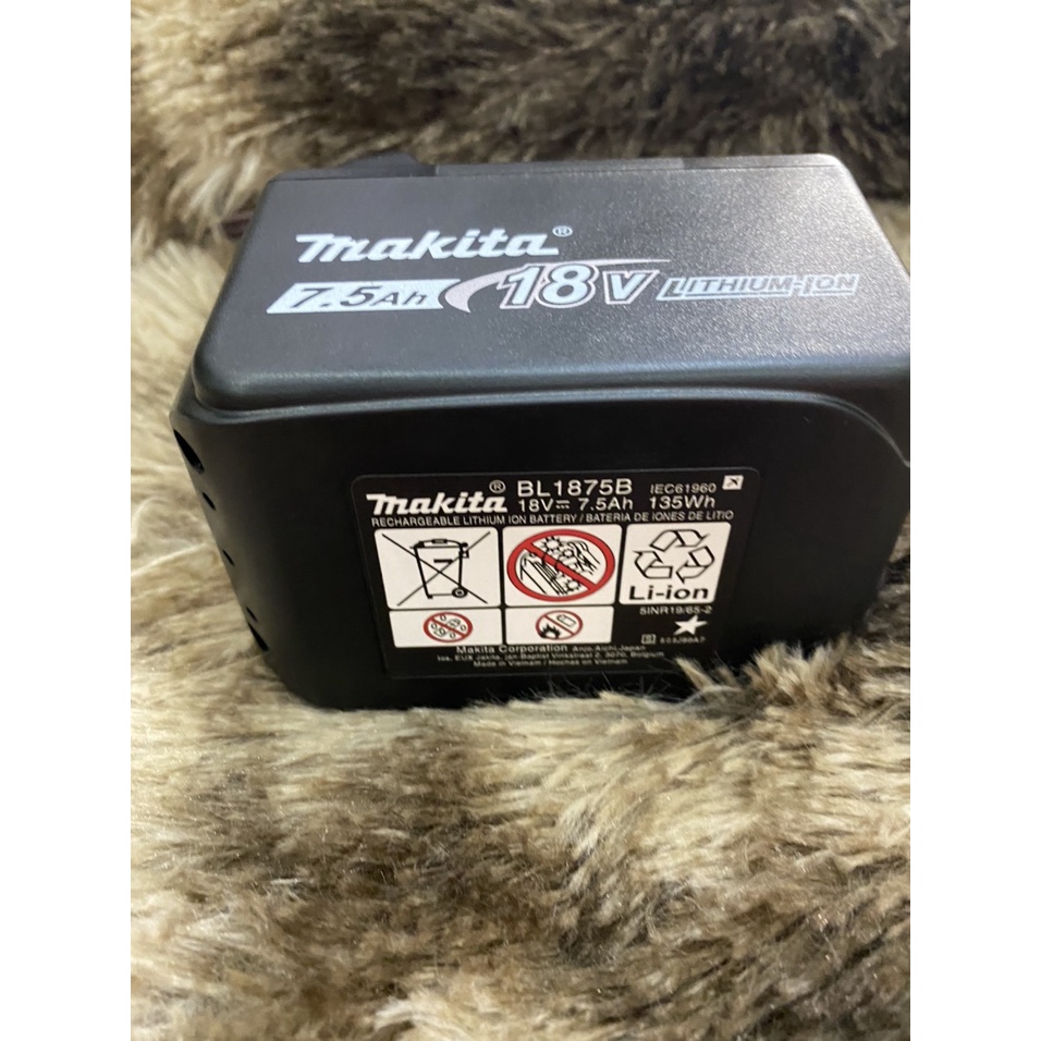 Pin makita 5s-3p 15 cell 7500mah có led báo pin, sạc adapter. BN.