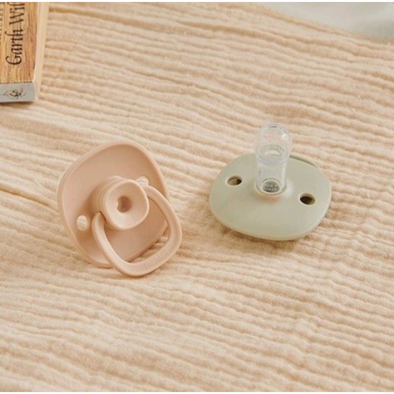 Ty ngậm cho bé Moyuum, TGM nội địa Hàn Quốc