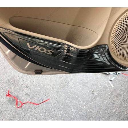 Ốp tapli Vios 2019-2020 titan cao cấp tặng kèm 1 cuộn băng dính 3M