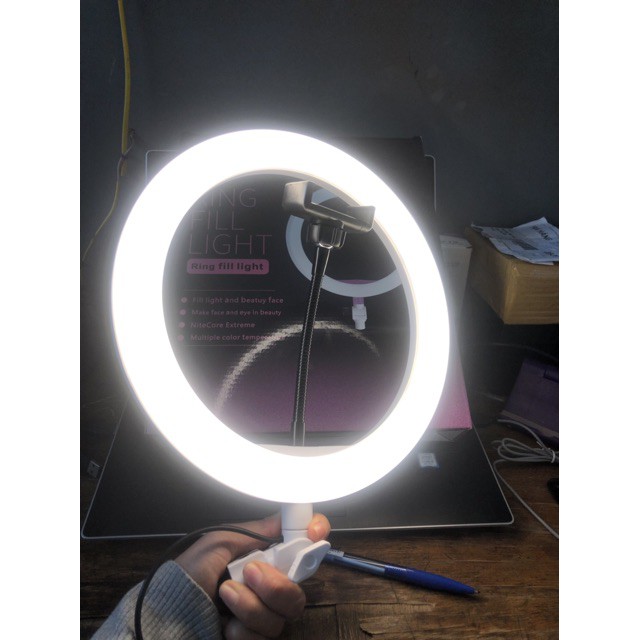 [BH 6 THÁNG] Đèn LiveStream Đã Bao Gồm Chân Đèn Và Kẹp Điện Thoại .Hỗ trợ Chụp Ảnh Make Up Trang Điểm. 3 Chế Độ Sáng Đèn | BigBuy360 - bigbuy360.vn