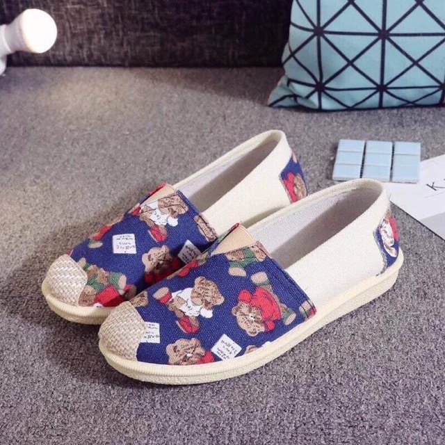 Giầy slip-on vải bố chất lượng cao cấp | BigBuy360 - bigbuy360.vn