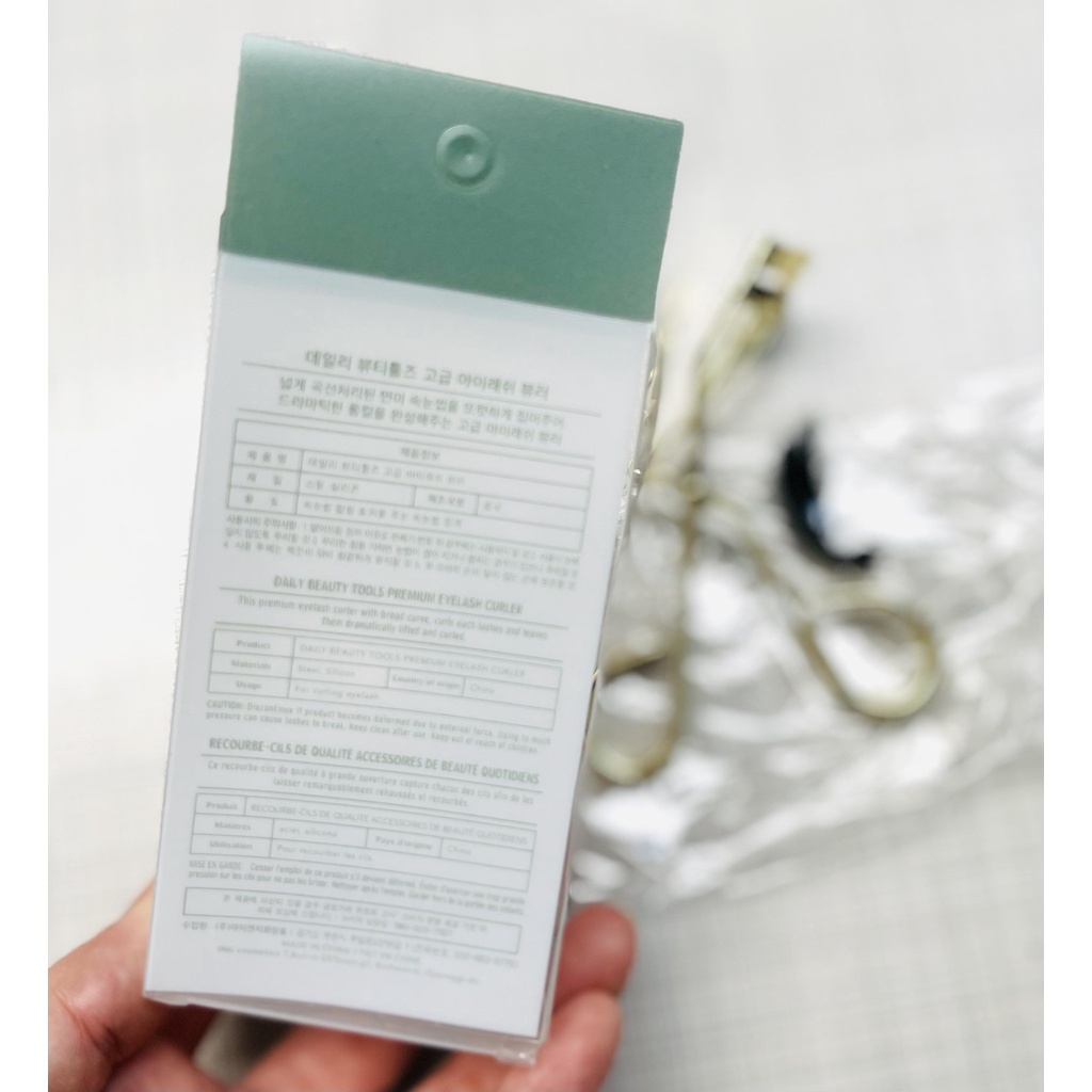 Kẹp bấm mi Premium Eyelash Curler The Face Shop