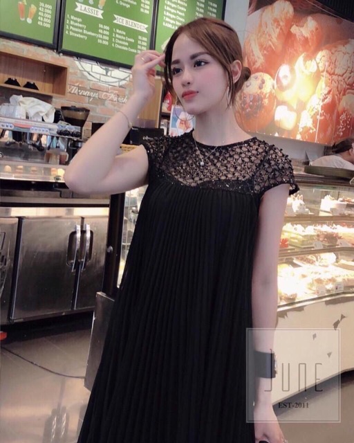 Đầm suông đen dập li kết hạt sang trọng HP03205