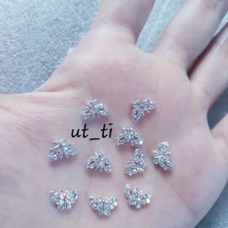 bướm bạc đá mini trang trí móng nail(có sẵn)mã 89