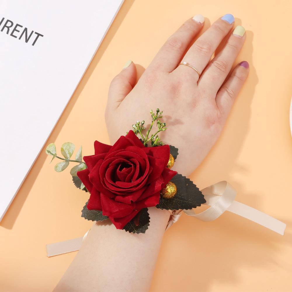Vòng Tay Hoa Giả Trang Trí Đám Cưới Cho Cô Dâu