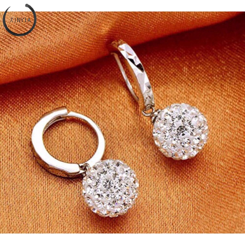 Khuyên tai mặt hình quả cầu pha lê trong suốt bắt mắt