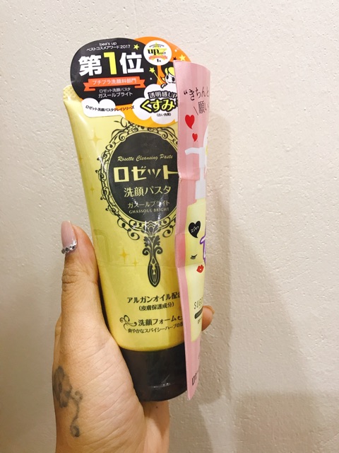 Sữa rửa mặt rosette 4 màu cho 4 loại da khác nhau. | BigBuy360 - bigbuy360.vn