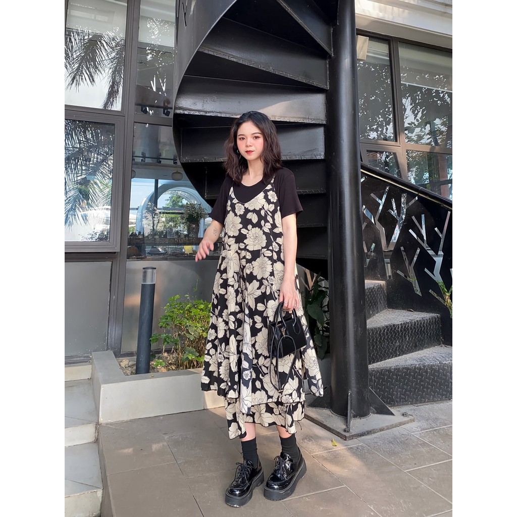 VÁY HAI DÂY ROSE ĐEN HOA BE | BigBuy360 - bigbuy360.vn