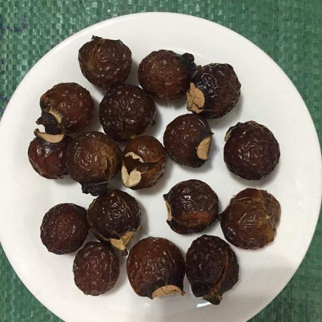 Combo bồ hòn+mật mía làm enzym