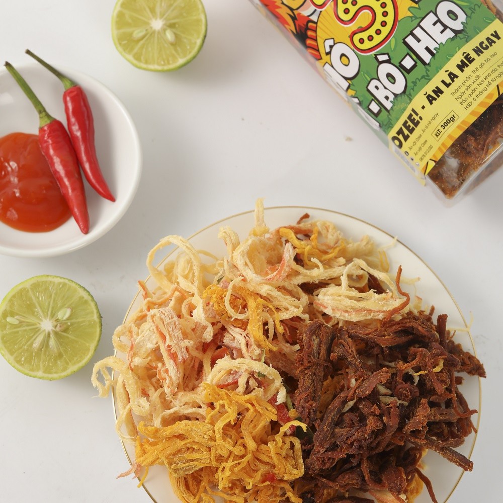 Khô gà mix khô heo, khô mực LODAZ ăn vặt vừa ngon vừa rẻ Hà Nội hộp 300g mix 3 vị | BigBuy360 - bigbuy360.vn