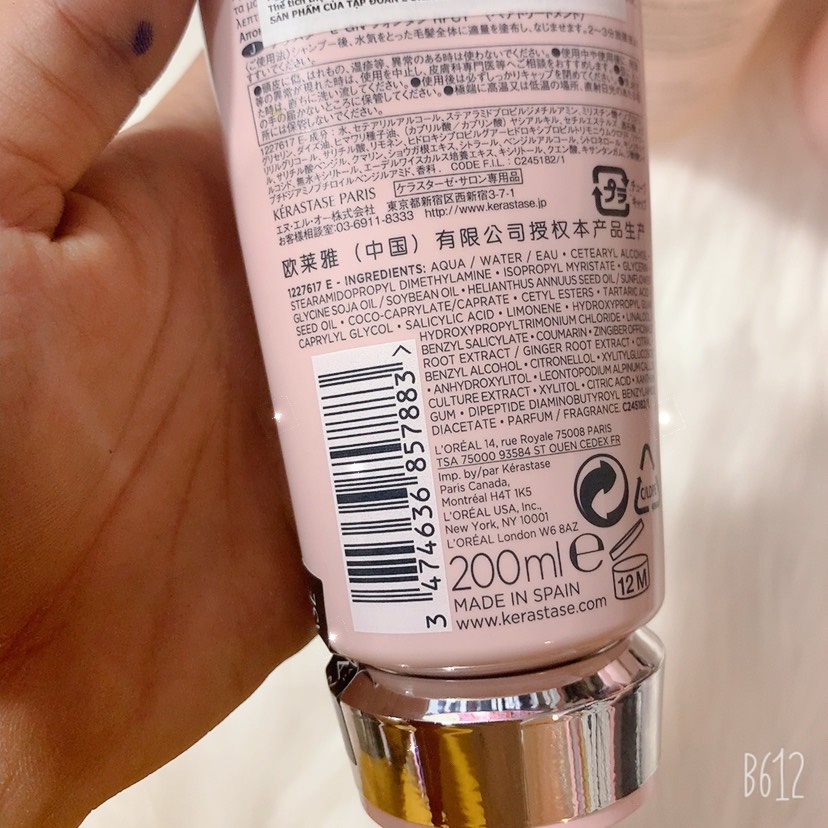 Dầu gội giúp chăm sóc và giảm rụng tóc Kerastase Genesis Bain Hydra-Fortifiant 250ml/1000ml