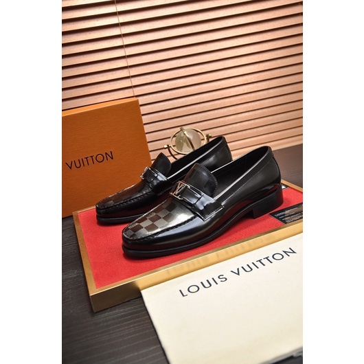 Giày tây lười cho nam thương hiệu Louis Vuitton LV da thật cao cấp hoạ tiết caro