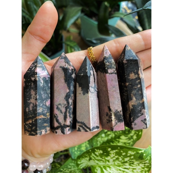 Trụ Rhodonite
