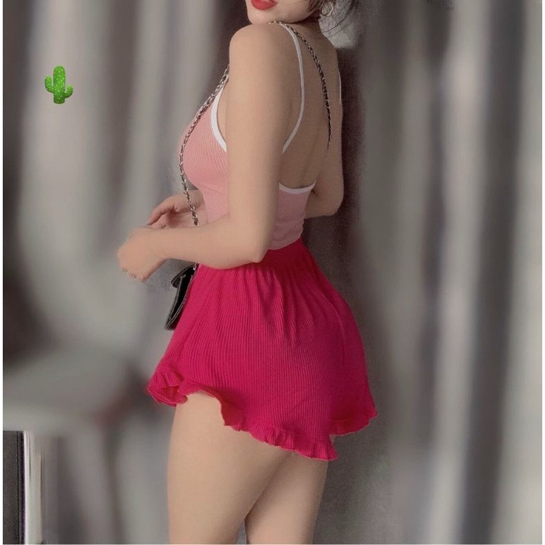 Sét bộ ngủ áo croptop &amp; quần bèo in chữ