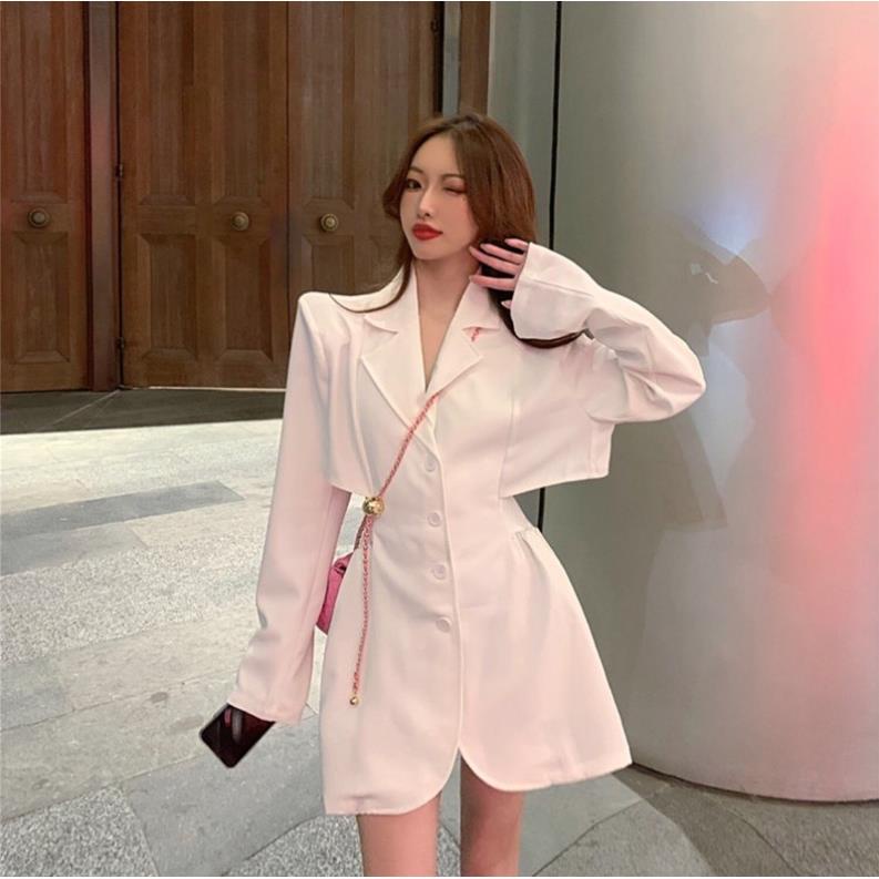 Váy liền thân dáng vest khoét eo phong cách cá tính