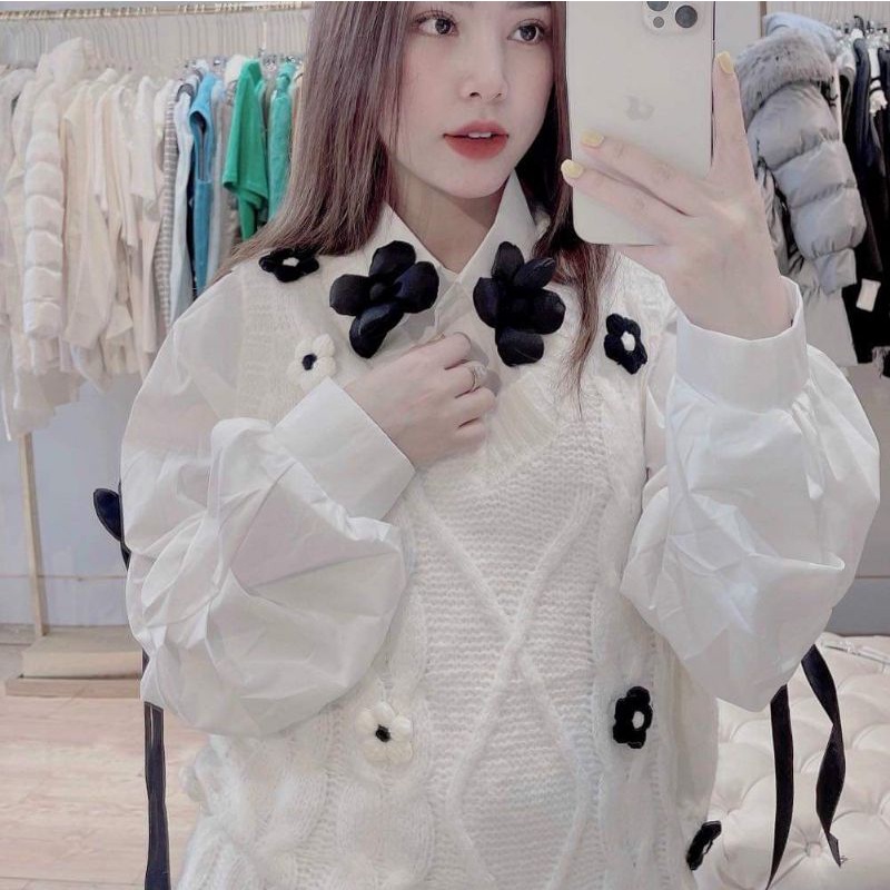 Áo gile mix sơ mi hoa