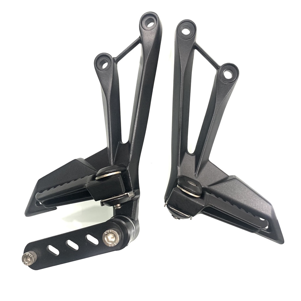 Cặp Gác chân sau Z1000 gắn cho Exciter 150