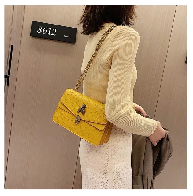 Túi xách đeo chéo nữ đẹp KHOÁ ONG DC53 | BigBuy360 - bigbuy360.vn