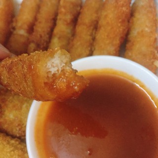 Tương ớt chấm nem thần thánh