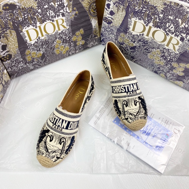 Slipon bản mới thiên nga