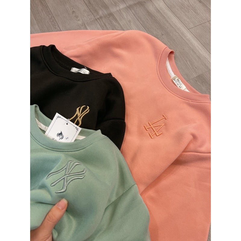 Bộ nỉ bông chui 3 màu cho nữ kèm khoá xịn xò | BigBuy360 - bigbuy360.vn